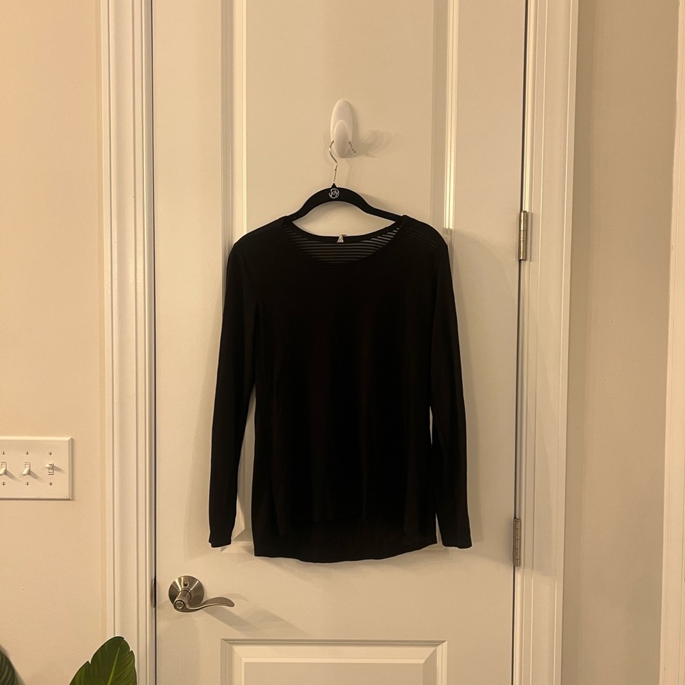 Black Long Sleeve Athletic Top